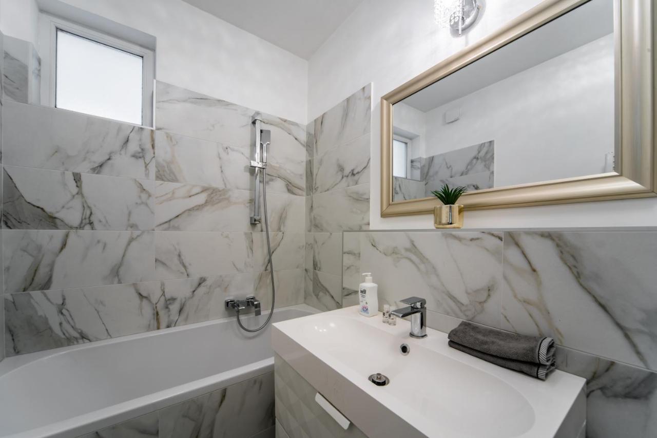 Akacfa 413 1 Bedroom Aircon Center Apartment Budapeszt Zewnętrze zdjęcie